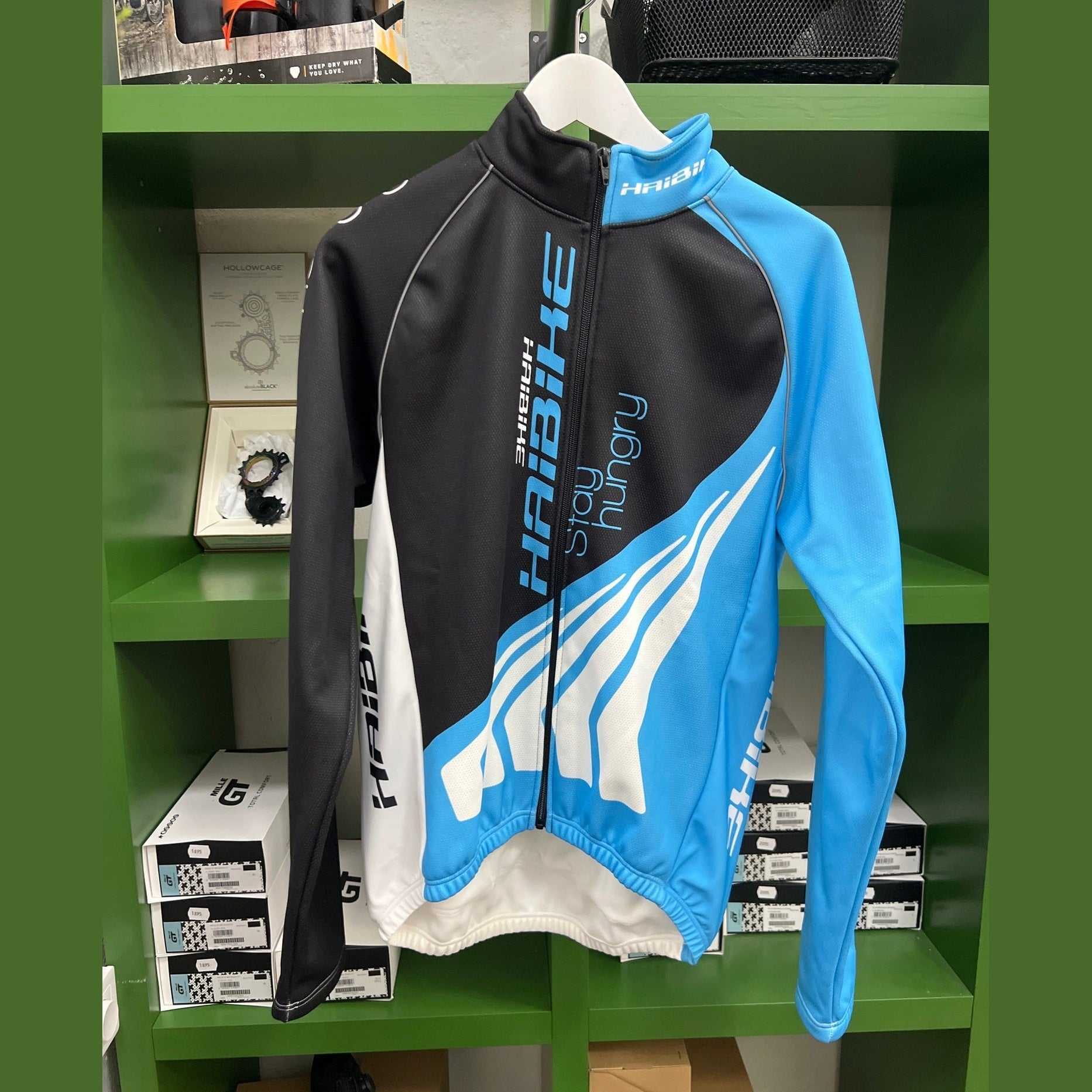 Jacka Höst/Vår fodrad Haibike svart/vit/blå