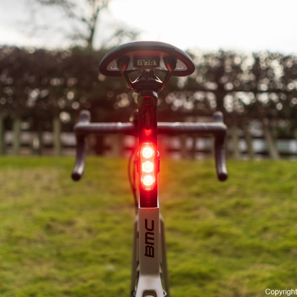 CatEye Viz300 Bakljus 300 Lumen - Cykellampa USB