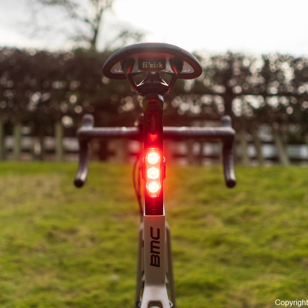 CatEye Viz300 Bakljus 300 Lumen - Cykellampa USB