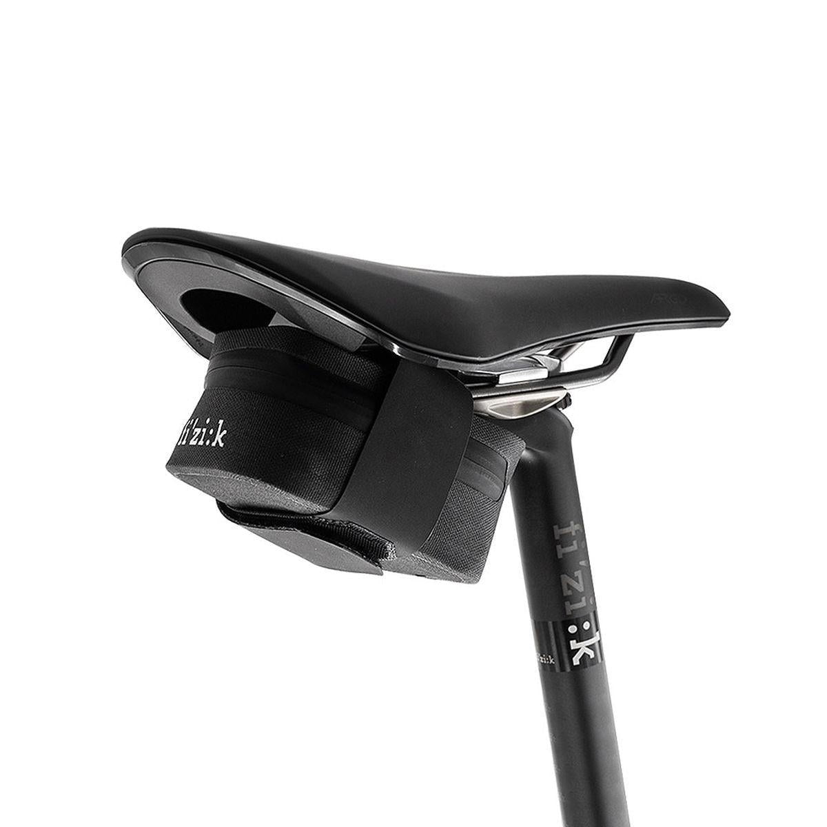fizik Saddle Bag Medium Svart