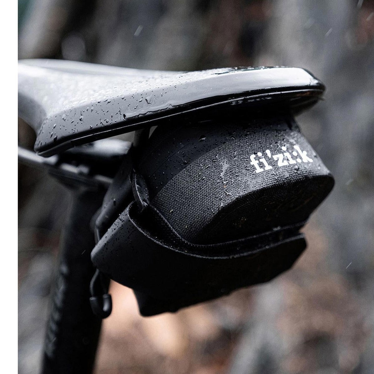 fizik Saddle Bag Medium Svart